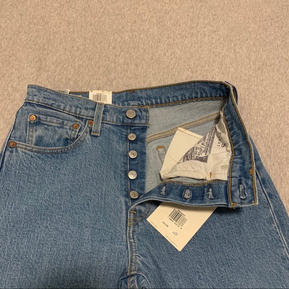✨NWT Levi’s✨ 501 Original Fit Jeans - Picture 9 of 16